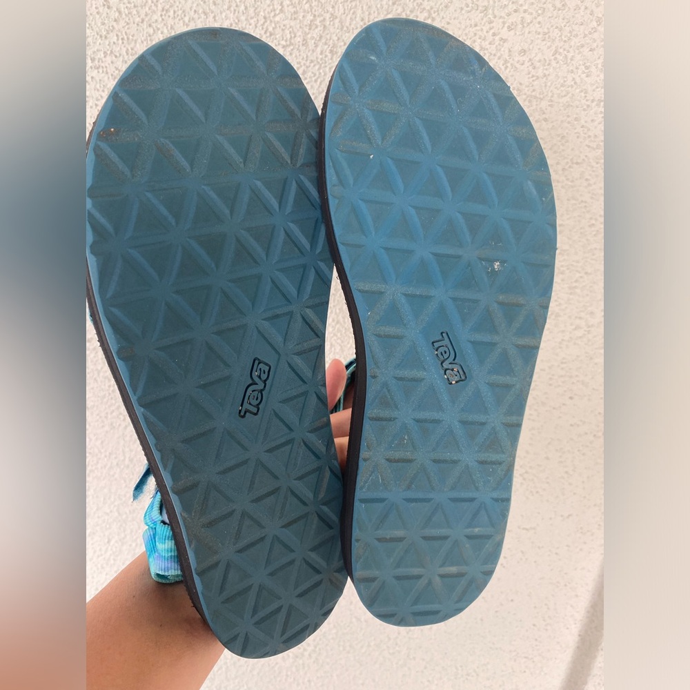 Teva Blue Tie-Dye Sandals Women’s Size 9 - Picture 8 of 8